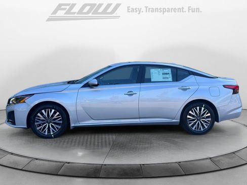 New 2025 Nissan Altima 2.5 SV w/ SV Premium Package image 4