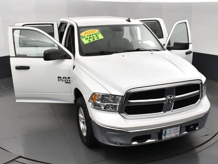 Used 2022 RAM 1500 Classic SLT w/ Electronics Group AWD/4WD image 10