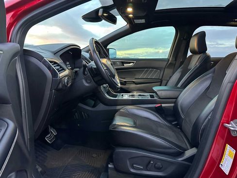 Used 2022 Ford Edge ST w/ Equipment Group 401A image 20