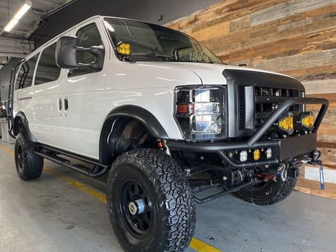 Used 2009 Ford E-350 and Econoline 350 XL image 49