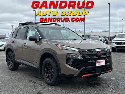 New 2026 Nissan Rogue SV AWD/4WD image 1
