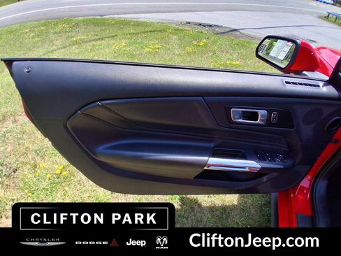 Used 2025 Ford Mustang Premium RWD image 32