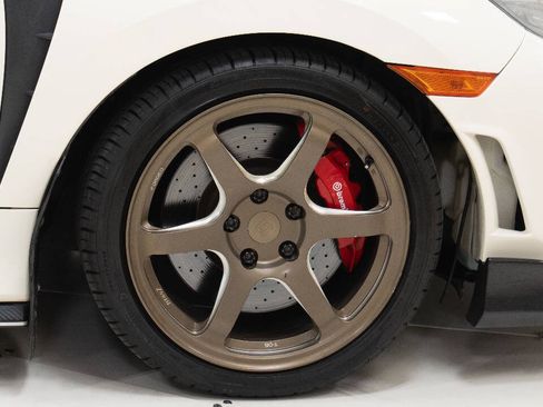 Used 2018 Honda Civic Type R image 62