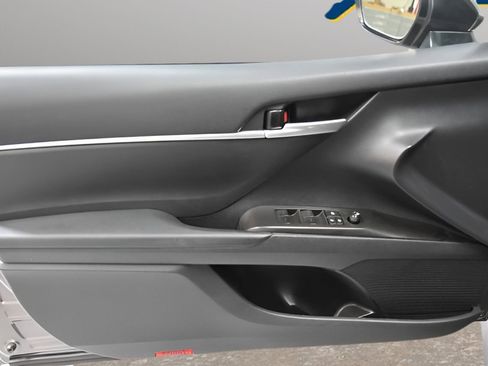 Used 2024 Toyota Camry LE w/ Convenience Package image 12