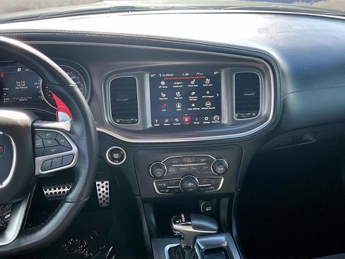 Used 2022 Dodge Charger Scat Pack image 9