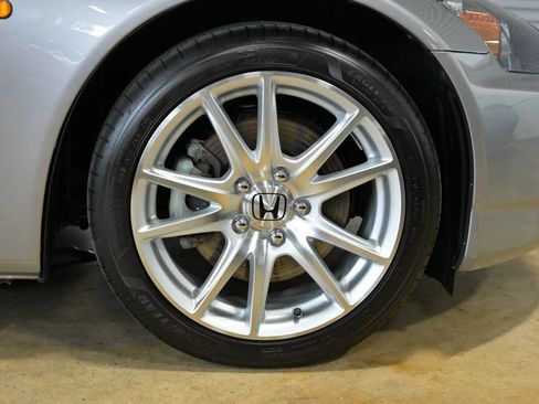 Used 2005 Honda S2000 image 20