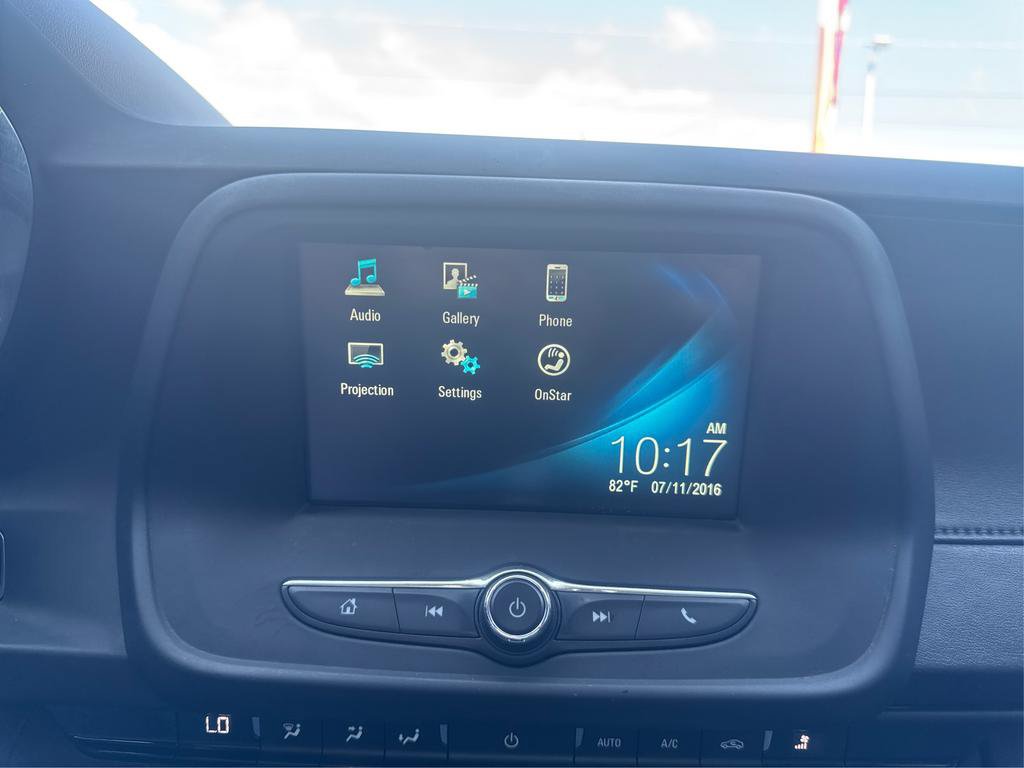 Used 2017 Chevrolet Camaro LT RWD image 13