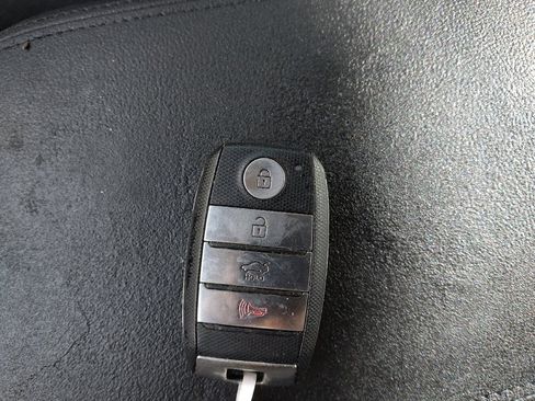 Used 2016 Kia Optima EX w/ Premium Package FWD image 32