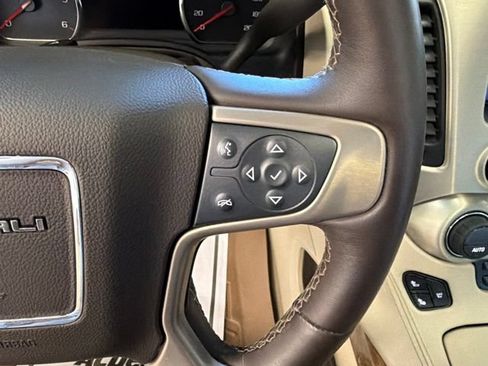 Used 2015 GMC Yukon Denali AWD/4WD image 18