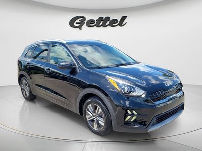 Used 2022 Kia Niro LXS