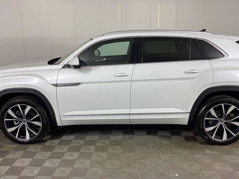 Used 2026 Volkswagen Atlas Cross Sport SEL Premium R-Line AWD/4WD image 6