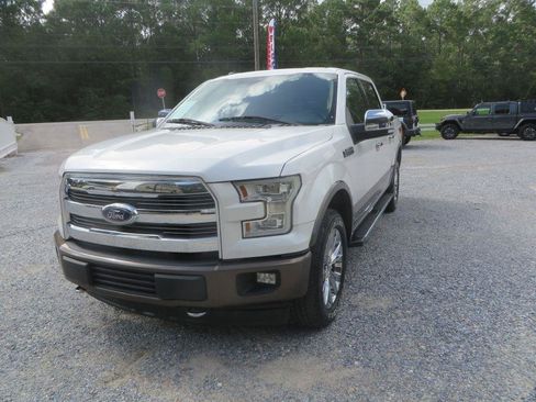 Used 2017 Ford F150 Lariat w/ Equipment Group 502A Luxury AWD/4WD image 2