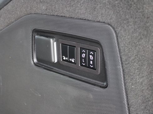 Used 2023 Cadillac Escalade ESV Sport Platinum AWD/4WD image 26