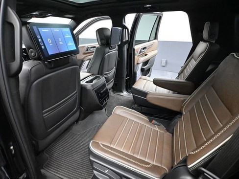 Used 2025 GMC Yukon Denali Ultimate image 46