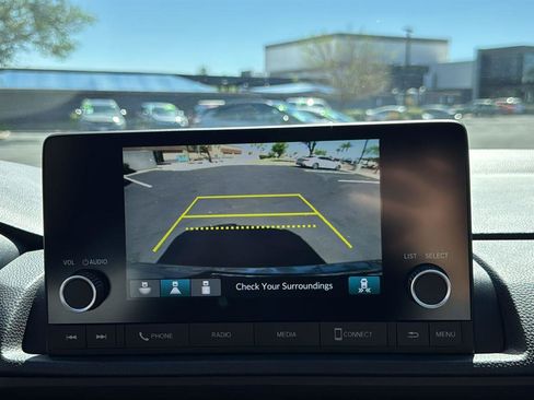 Used 2025 Honda CR-V EX image 7