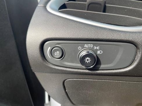 Used 2023 Chevrolet Malibu LT image 14