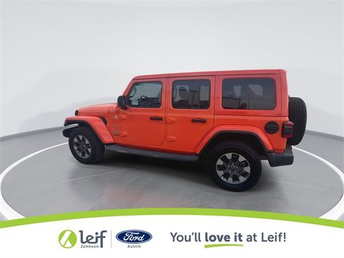 Used 2018 Jeep Wrangler Unlimited Sahara w/ Safety Group image 8
