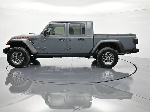 New 2026 Jeep Gladiator Mojave image 9
