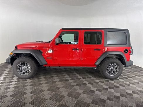Used 2024 Jeep Wrangler Unlimited Sport AWD/4WD image 7