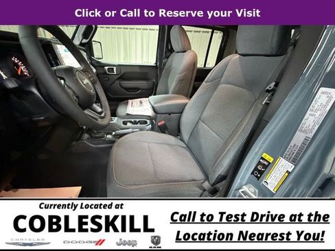 New 2026 Jeep Gladiator Sport image 16