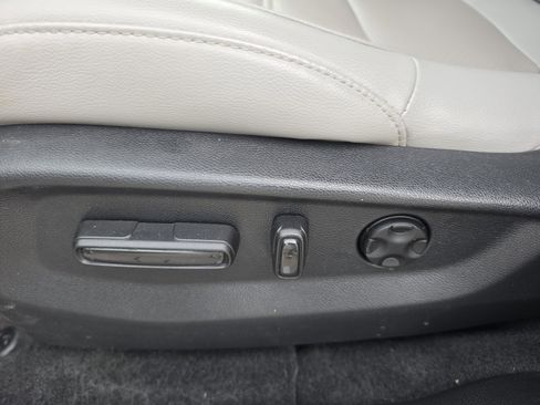 Used 2022 Honda CR-V EX-L image 6