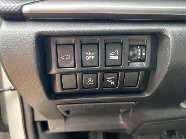 Used 2024 Subaru Forester Premium AWD/4WD image 13