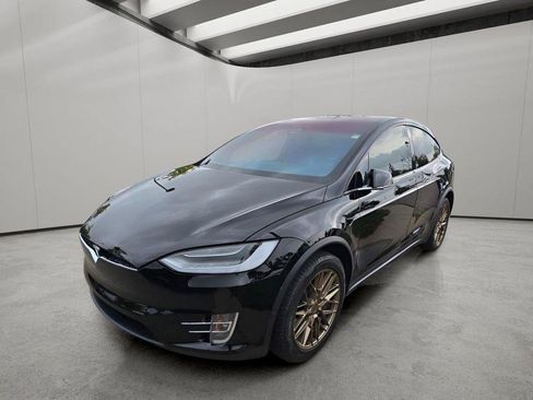 Used 2018 Tesla Model X 100D AWD/4WD image 1