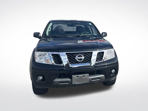 Used 2016 Nissan Frontier SV AWD/4WD image 2