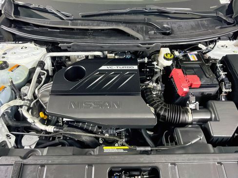 Used 2023 Nissan Rogue SV AWD/4WD image 30