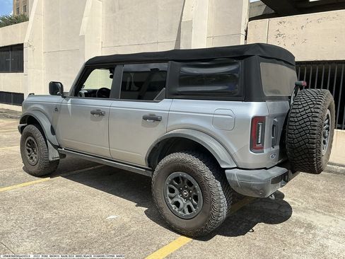 Used 2022 Ford Bronco Black Diamond AWD/4WD image 5