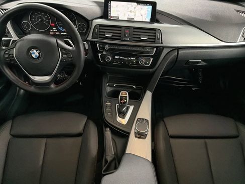 Used 2018 BMW 330i Sedan RWD image 3