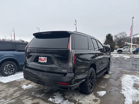 Used 2021 Cadillac Escalade Sport image 6