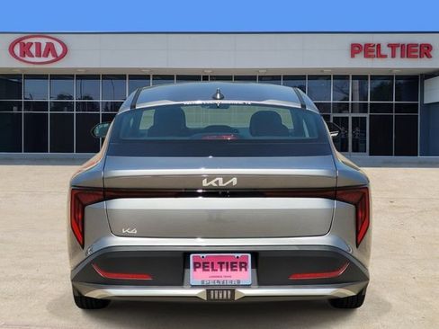 New 2026 Kia K4 FWD image 4