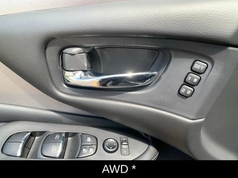 Certified 2024 Nissan Murano SL AWD/4WD image 16