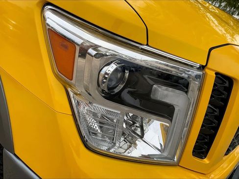 Used 2018 Nissan Titan PRO-4X w/ Pro-4x Utility Package image 27