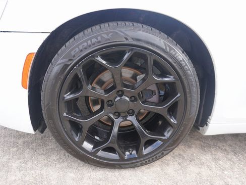 Used 2020 Chrysler 300 Limited image 29