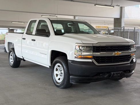Used 2017 Chevrolet Silverado 1500 W/T AWD/4WD image 3