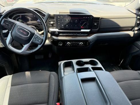 Used 2024 GMC Sierra 1500 Elevation AWD/4WD image 10