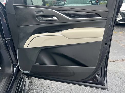 Used 2023 Cadillac Escalade Sport w/ Touring Package RWD image 14