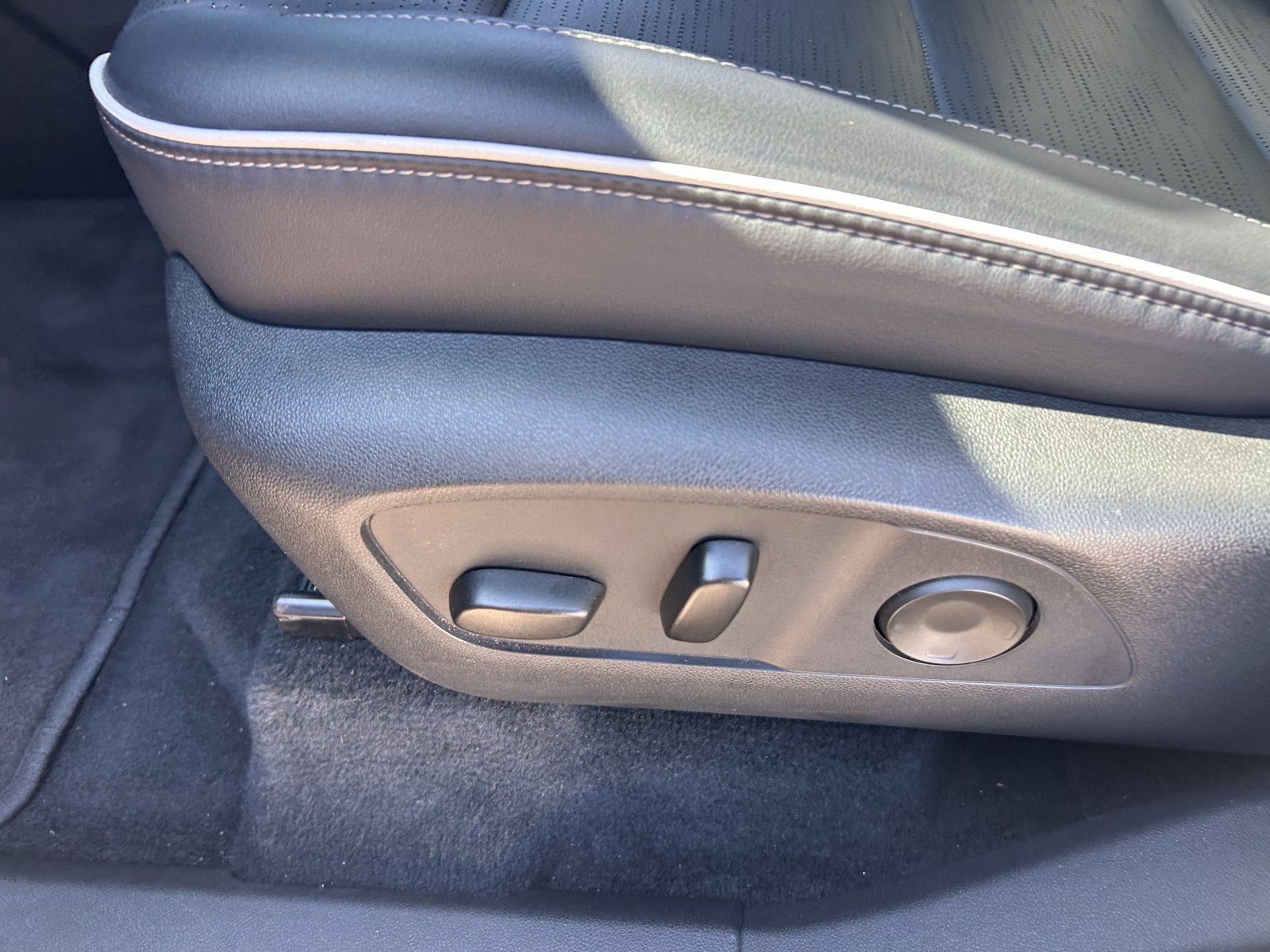 Certified 2026 Buick Enclave Sport Touring FWD image 15
