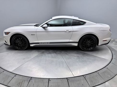 Used 2017 Ford Mustang GT Premium w/ GT Performance Package RWD image 8