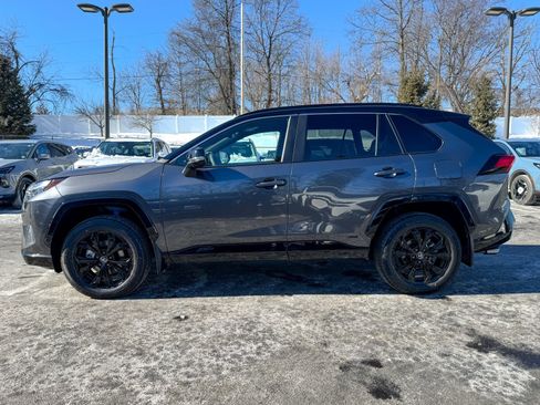 Used 2025 Toyota RAV4 XSE image 4