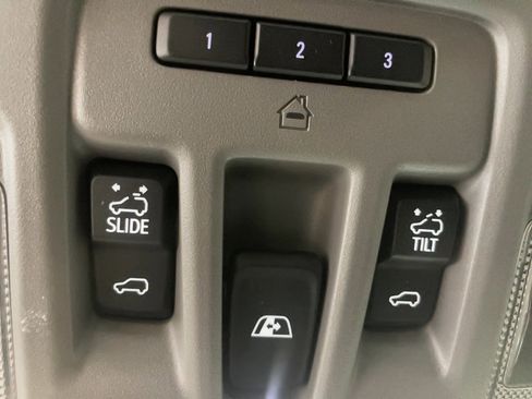 Used 2022 GMC Sierra 1500 Denali w/ Denali Reserve Package image 17