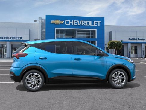 New 2027 Chevrolet Bolt LT w/ Comfort Package FWD image 3