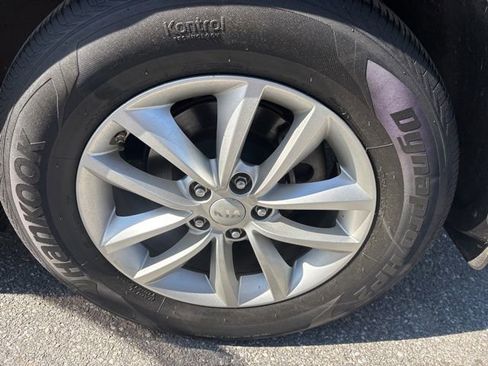 Used 2017 Kia Sorento AWD w/ LX Convenience Package image 17