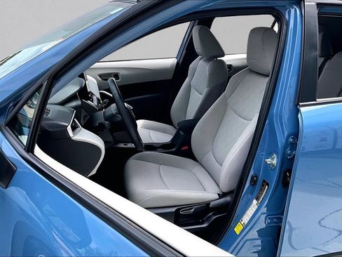 Certified 2026 Toyota Corolla Cross LE FWD image 23