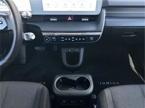 Used 2024 Hyundai Ioniq 5 SEL image 24