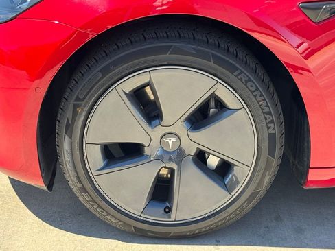 Used 2022 Tesla Model 3 image 9