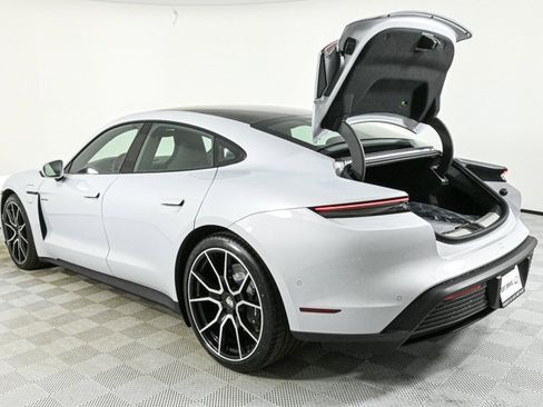 New 2025 Porsche Taycan image 32