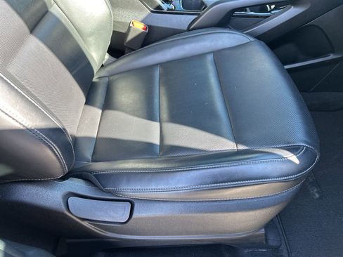 Used 2022 Kia Telluride S image 51